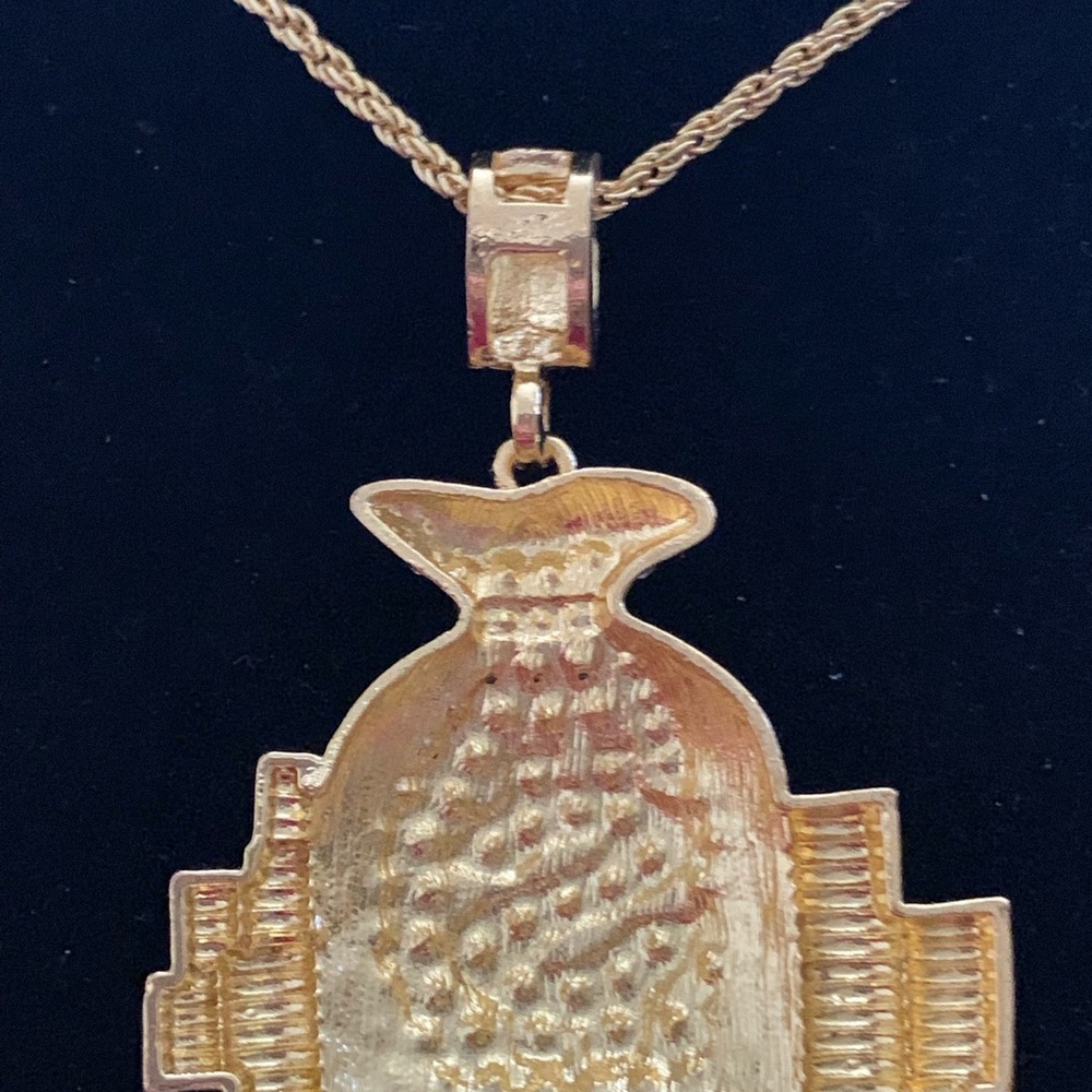 Pendant Charm Necklace - Picture 2 of 3